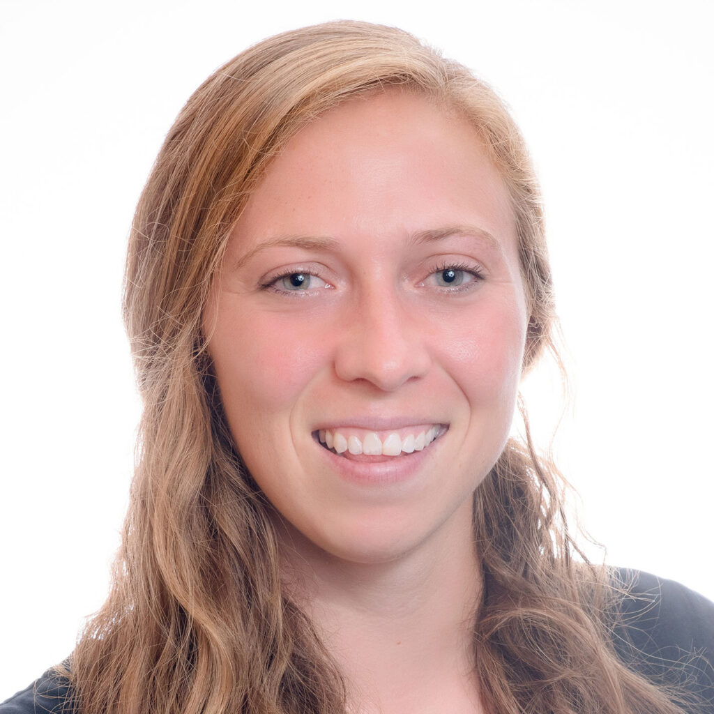 Leslie S. Headshot