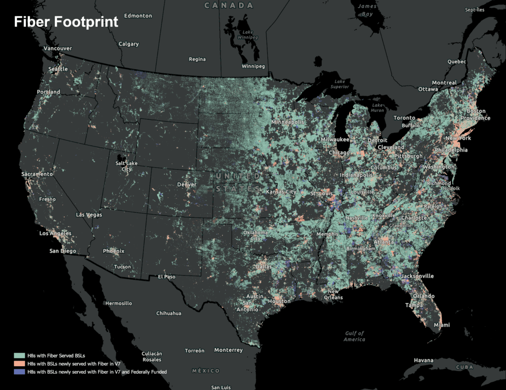 Fiber broadband coverage: Map aggregated to H3 8 cells displaying fiber broadband coverage of fiber served, newly fiber served, and federally funded BSLs across the U.S., based on FCC BDC and CostQuest Location Fabric Version 6 to Version 7.